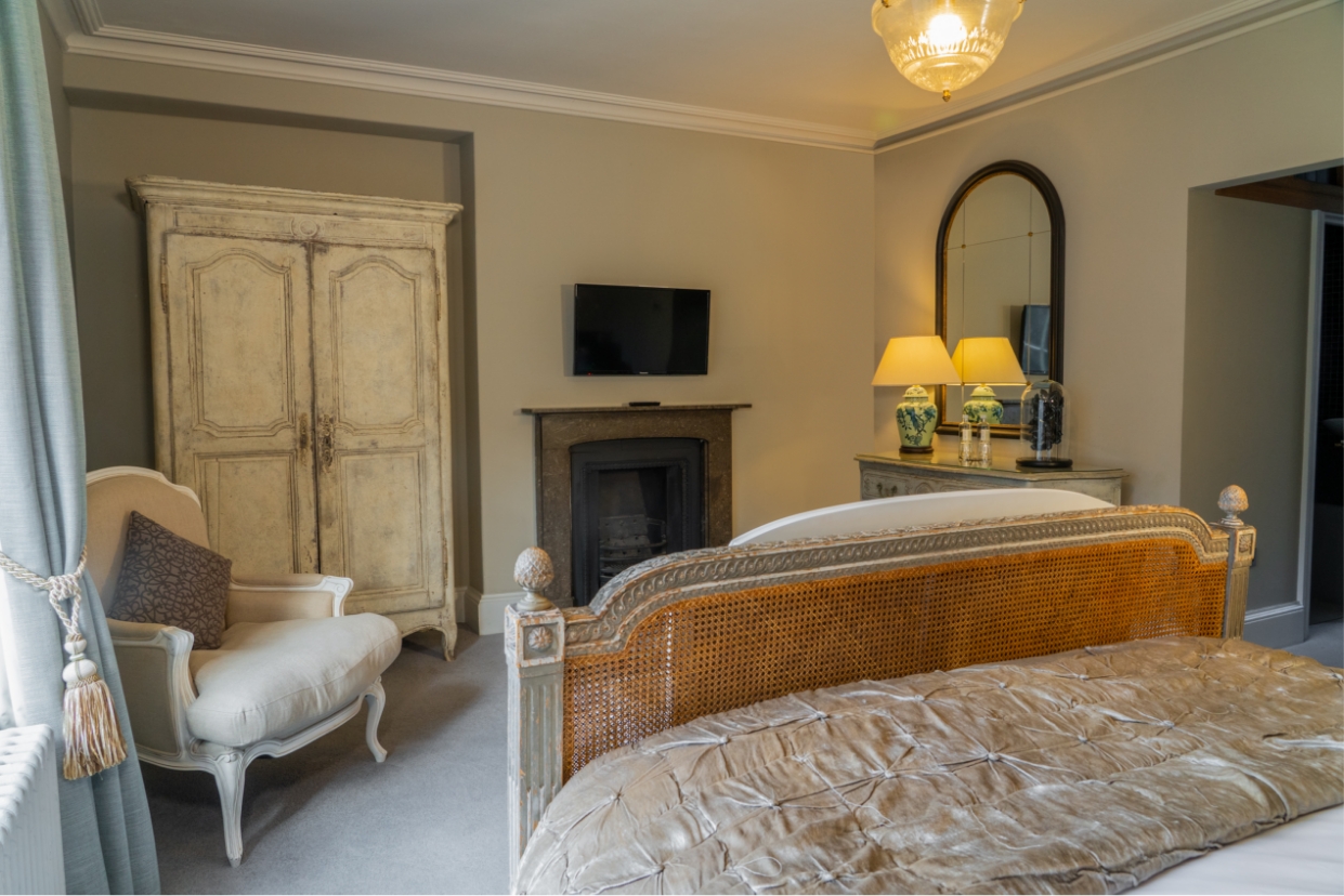 rooms-body-area-image-mortimer-3